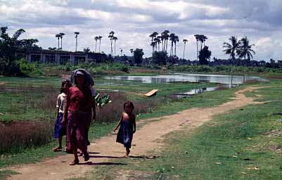 Kampong Trach, Kampot Province, Cambodia, Jacek Piwowarczyk, 1993