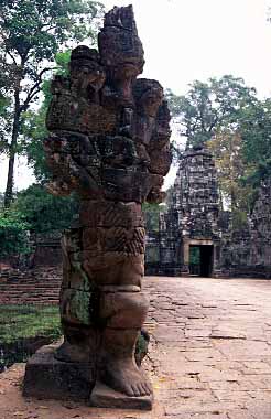 Preah Khan, Cambodia, Jacek Piwowarczyk, 2000