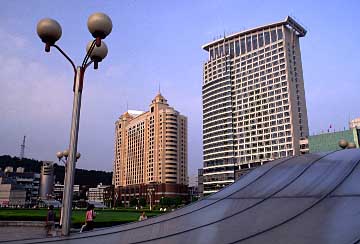 Guangzhou, China, Jacek Piwowarczyk, 2004