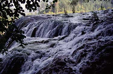 Pear Waterfall, Jiuzgaigo, China, Jacek Piwowarczyk, 1997