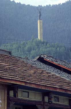 Road to Jiuzhaigo, China, Jacek Piwowarczyk, 1995-97