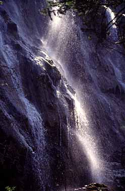 Pear Waterfall, Jiuzgaigo, China, Jacek Piwowarczyk, 1997