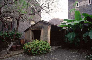 Zhongsan, Guangzdong, China, Jacek Piwowarczyk, 2004