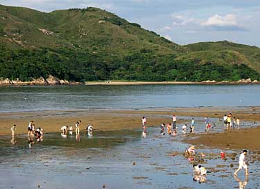 Mui Wo, Lantau, Hong Kong, China, Jacek Piwowarczyk 2005