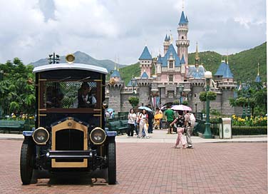 Hong Kong Disneyland Resort, Lantau Island, Hong Kong, China, Jacek Piwowarczyk, 2006