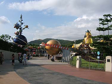 Hong Kong Disneyland Resort, Lantau Island, Hong Kong, China, Jacek Piwowarczyk, 2006