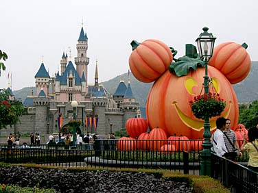 Hong Kong Disneyland Resort, Lantau Island, Hong Kong, China, Jacek Piwowarczyk, 2006