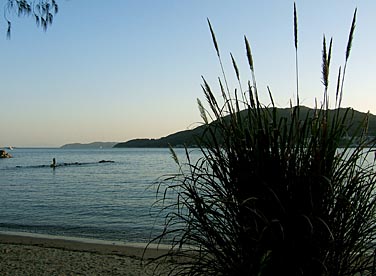 Mui Wo, Lantau Island, Hong Kong, China, Jacek Piwowarczyk 2006