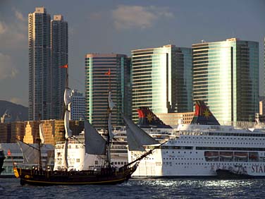 Victoria Harbour, Hong Kong, China, Jacek Piwowarczyk, 2008