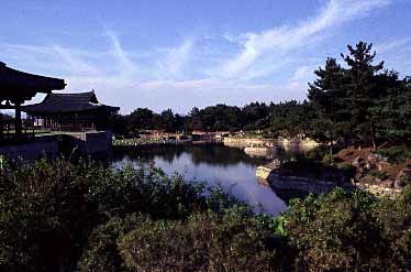 Kyongju, Anapchi Pond, South Korea, Jacek Piwowarczyk, 1999