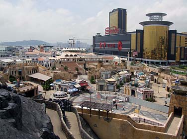 Fisherman Wharf, Macao, China, Jacek Piwowarczyk, 2007