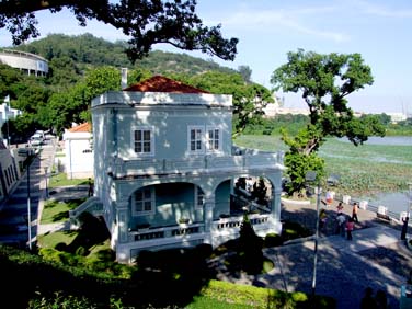 Taipa Village, Macao, China, Jacek Piwowarczyk, 2007