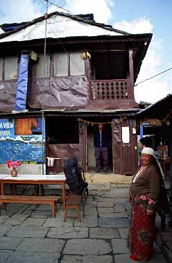 Khomrong, Nepal, Jacek Piwowarczyk, 2002