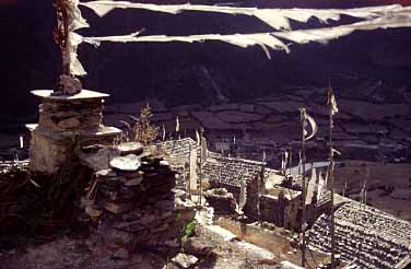 Upper Pisac, Marsyangdi Valley, Nepal, Jacek Piwowarczyk 1995