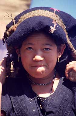Before Mamankhe, Nepal, Jacek Piwowarczyk, 2000