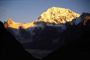 Below Lapsang La, Nepal, Jacek Piwowarczyk, 2000