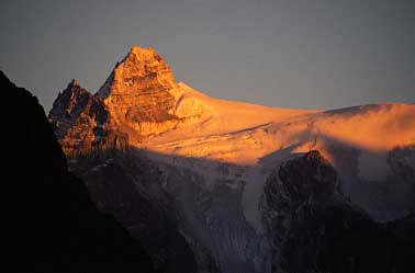 Below Lapsang La, Nepal, Jacek Piwowarczyk, 2000