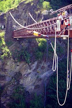 Queenstown, New Zealand, Jacek Piwowarczyk, 2002