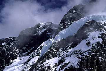 Fiordland, New Zealand, Jacek Piwowarczyk, 2002