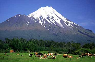 Mt. Taranaki, New Zealand, Jacek Piwowarczyk, 2002 