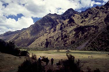 Huaripampa Valley, Cordillera B;anca, Peru, Jacek Piwowarczyk, 1998