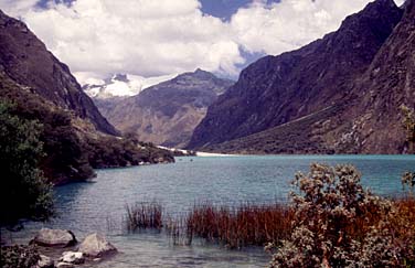 Lake Llanganuco, Cordillera Blanca, Peru, Jacek Puiwowarczyk, 1998