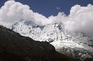 Llaguanuco Road, Cordillera Blanca, Peru, Jacek Piwowarczyk, 1998