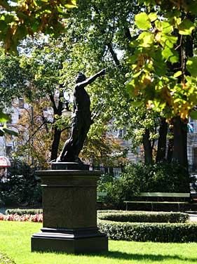 Ujazdowki Garden, Warsaw, Poland, Jacek Piwowarczyk, 2005