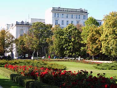 Ujazdowki Garden, Warsaw, Poland, Jacek Piwowarczyk, 2005