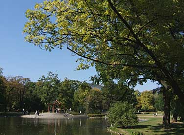 Ujazdowki Garden, Warsaw, Poland, Jacek Piwowarczyk, 2005