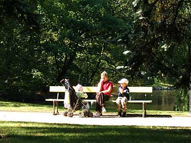 Ujazdowki Garden, Warsaw, Poland, Jacek Piwowarczyk, 2005