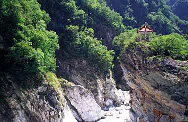 Taroko Gorge, Taiwan. Jacek Piwowarczyk, 2002