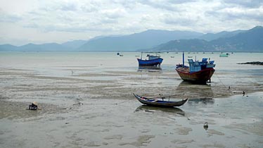 Vinh Yen, Around Nha Trang, Vietnam, Jacek Piwowarczyk, 2009