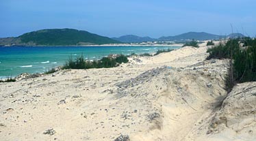 Dam Mon Ha, Around Nha Trang, Vietnam, Jacek Piwowarczyk, 2009