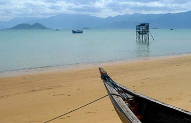 Vinh Yen, Around Nha Trang, Vietnam, Jacek Piwowarczyk, 2009