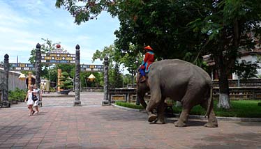 Imperial Palace, Citadel, Hue, Vietnam, Jacek Piwowarczyk, 2009