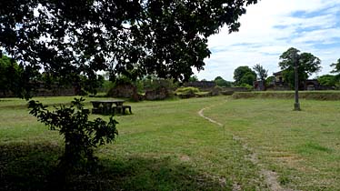 Imperial Palace, Citadel, Hue, Vietnam, Jacek Piwowarczyk, 2009