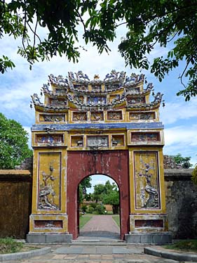 Imperial Palace, Citadel, Hue, Vietnam, Jacek Piwowarczyk, 2009