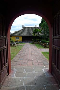 Imperial Palace, Citadel, Hue, Vietnam, Jacek Piwowarczyk, 2009