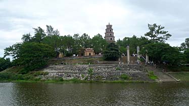 Thien Mu Pagoda,Parfume River, Vietnam, Jacek Piwowarczyk, 2009