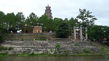 Thien Mu Pagoda,Parfume River, Vietnam, Jacek Piwowarczyk, 2009