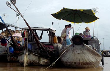 Cai Rang Floating Market, Mekong Delta, Vietnam, Jacek Piwowarczyk, 2009